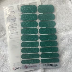 Jamberry - Mint Sparkle